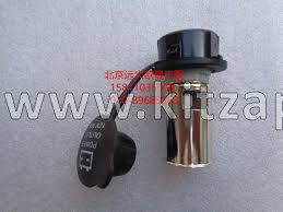 Гнездо для подключения питания 12V 16A (розетка) Foton 1129 H4378070002A0